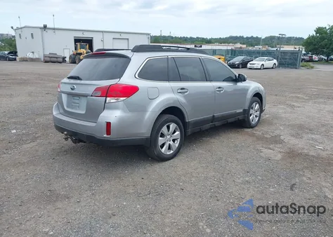 2011 Subaru Outback 2.5I Premium z USA, uszkodzony, nr VIN 4S4BRBCC3B3804645